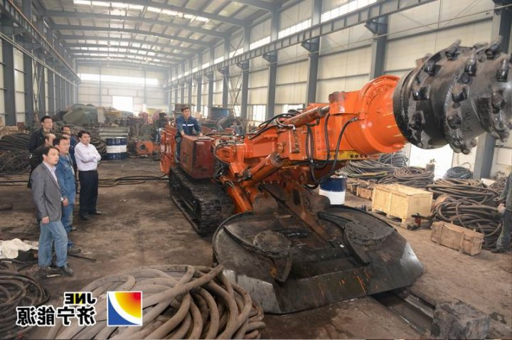 霄云煤矿自修综掘机节约八十余万