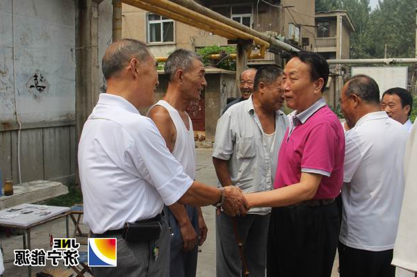 落陵煤矿老一辈建设者视察盛源公司