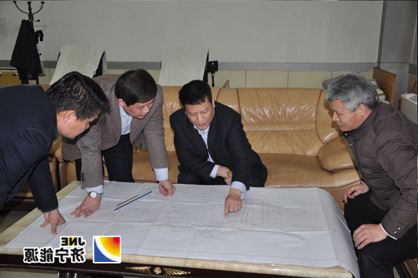 张广宇在花园煤矿安全检查时指出：紧盯现场&nbsp;关注安全&nbsp;关心职工