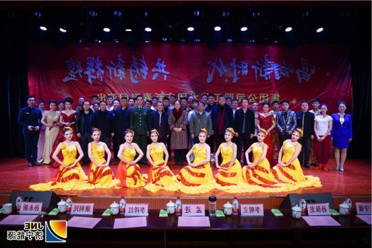 集团公司职工艺术团首站到金桥煤矿慰问演出