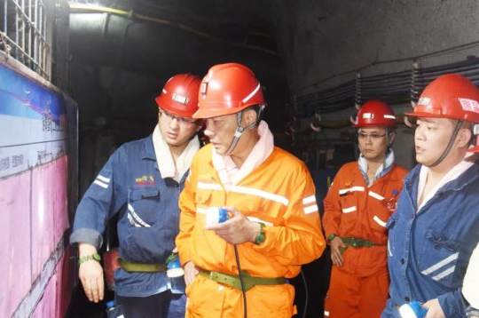 张广宇到霄云煤矿调研指导工作