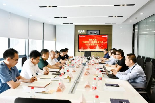 郭锦华带队到蔷薇控股考察调研