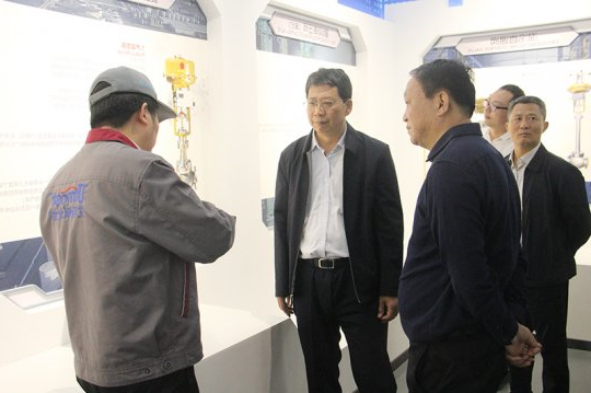 杜昌华到精密制造产业园调研指导工作