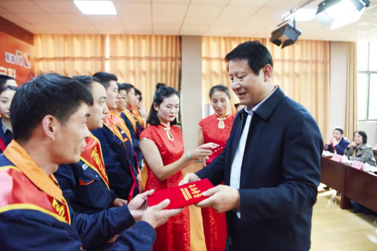 1635171295636505.png 微信截图_20211025221320.png