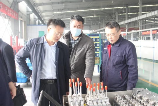王崇景到济宁能源精密制造产业园调研指导工作