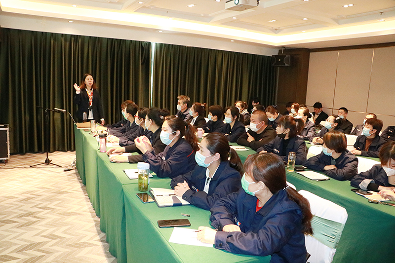 圆中园公司开展生鲜配送系统专题培训（沈倩） (1).jpg