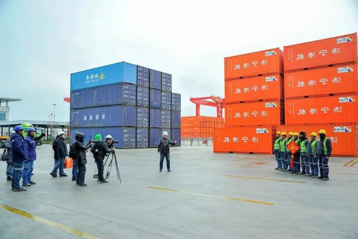 走进基层送祝福，济宁能源这场“摄影文艺”活动很给力