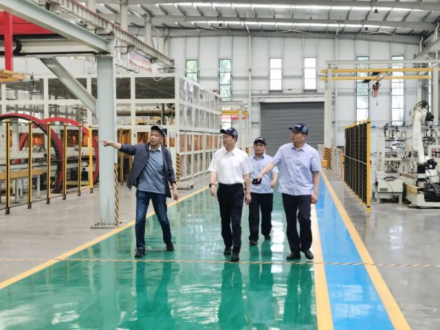 王崇景到曙岳车辆调研指导工作