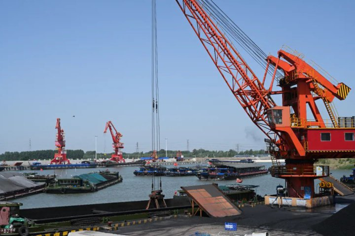 创新高！跃进港自营煤业务月销售量破13万吨