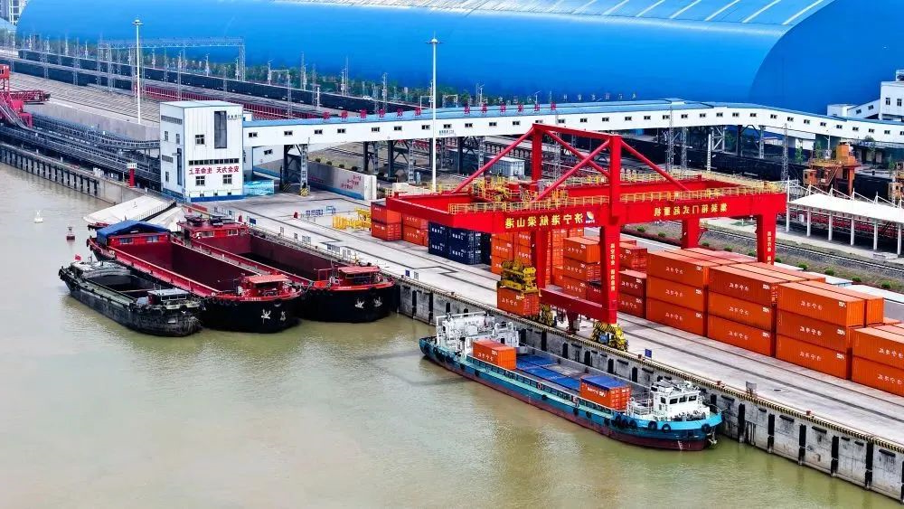 1739758073991151.jpg 640 (1).jpg