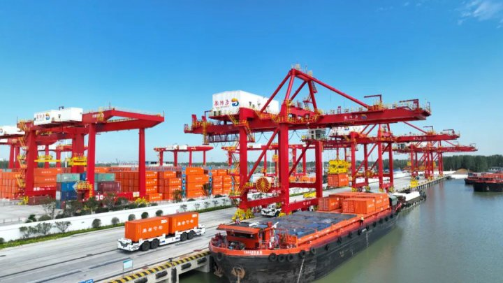 单箱省300元！龙拱港铁水联运贯通＂一带一路＂黄金动脉