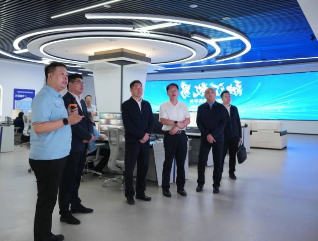 海口市龙华区政府客人到访济宁能源集团座谈交流