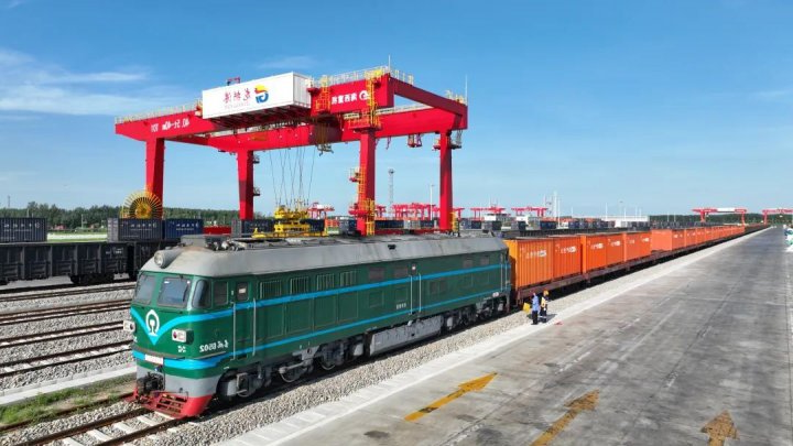 济宁港航“橙色风暴”首次登陆铁路网