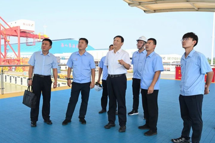 张广宇到梁山港调研指导工作