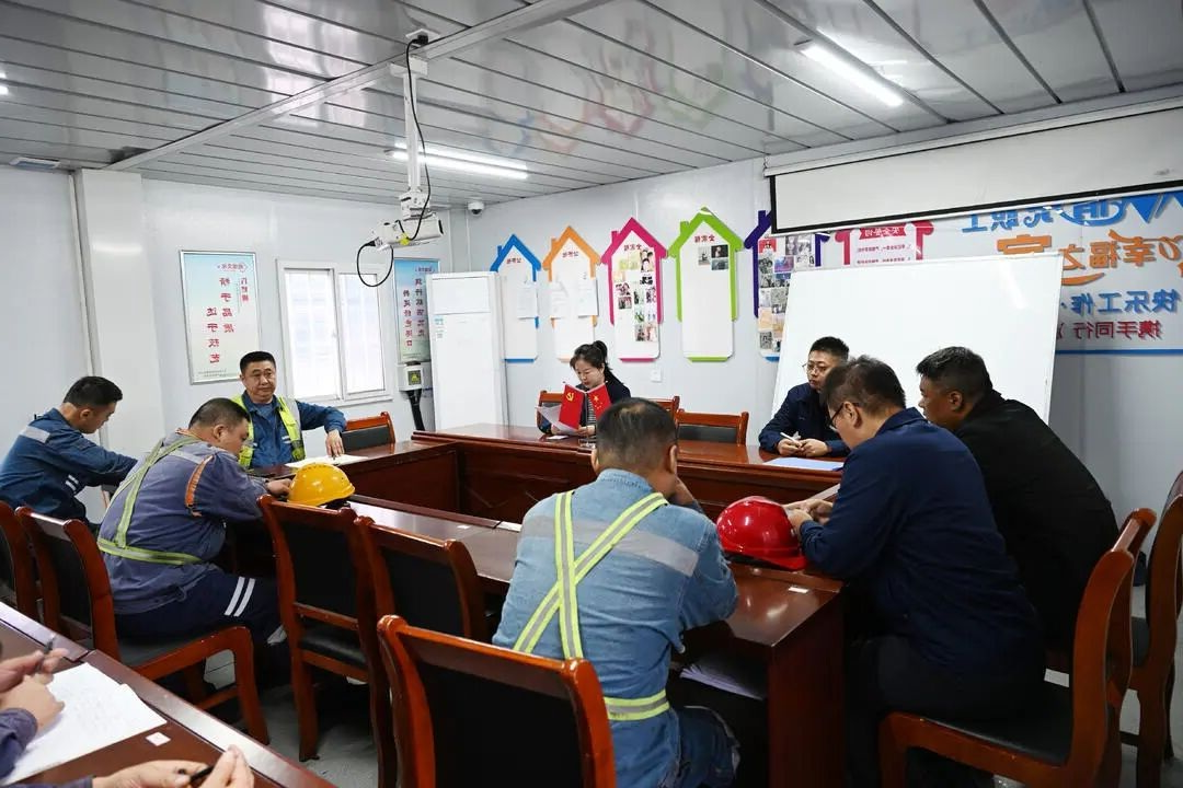 1760836539613805.jpg 01.jpg