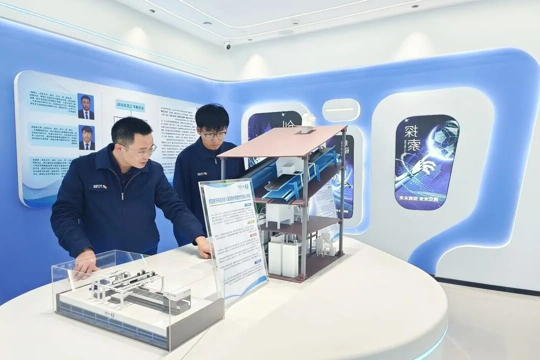 1764915774718114.jpg 05.jpg